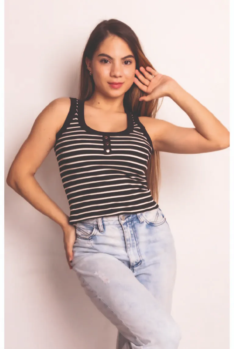 Blusa seamless sisa con broches en rayas