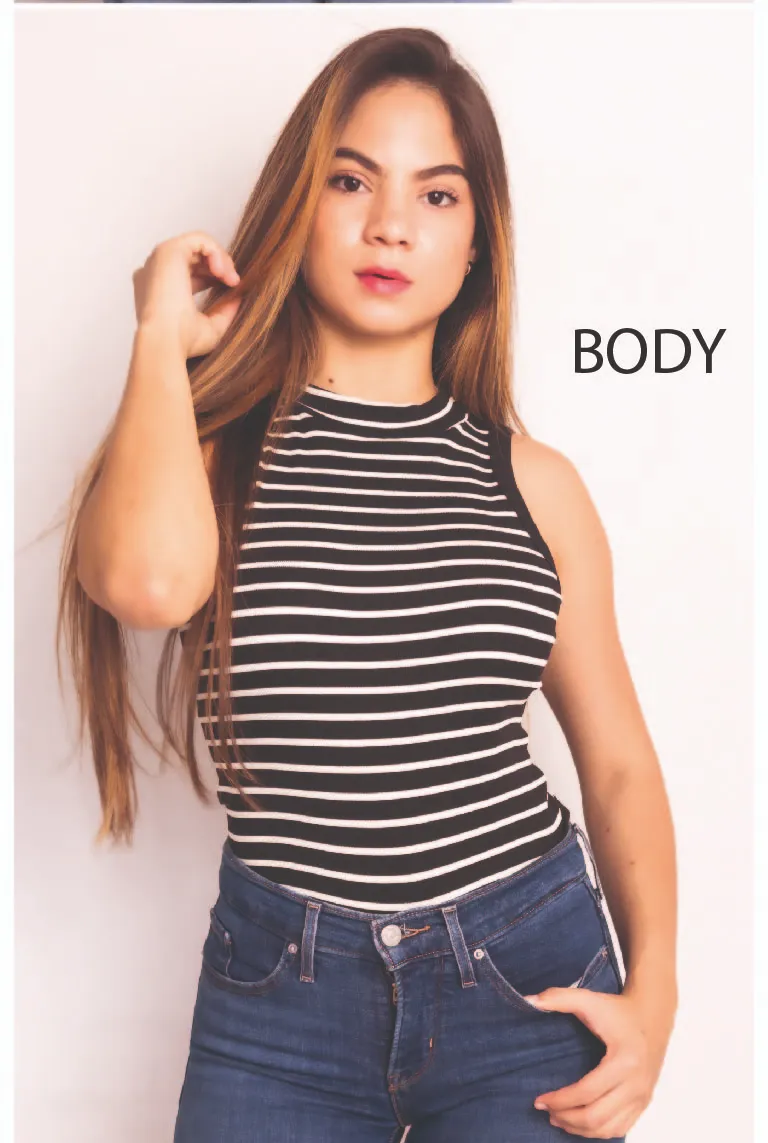 Body seamless sisa cuello encotado en rayas